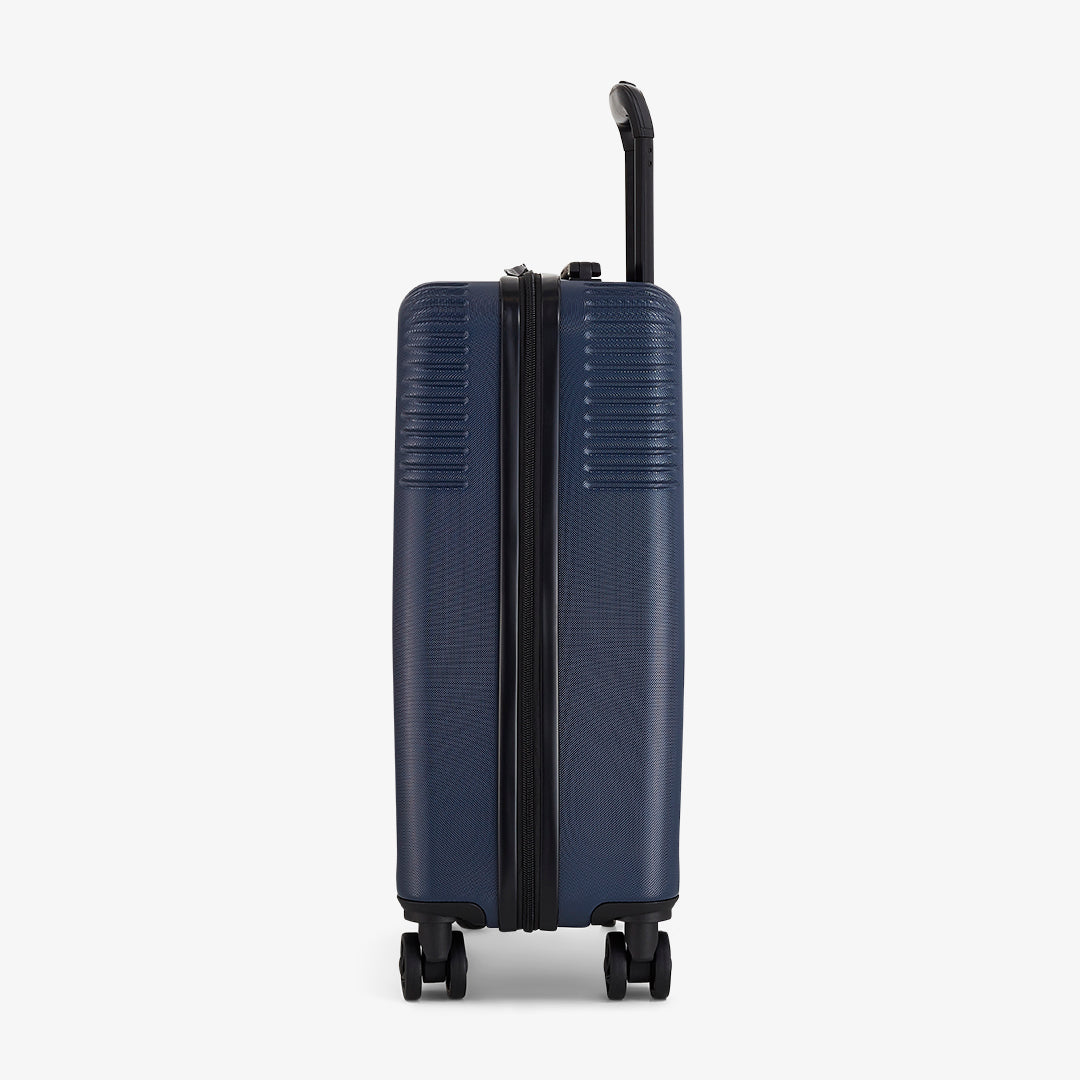 Lincoln Small Suitcase in Navy